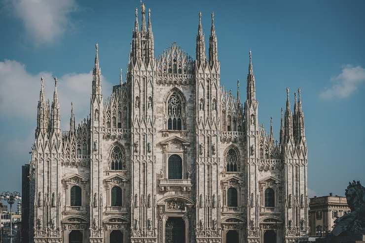 Il Duomo, simbolo di Milano, città gettonatissima per le vacanze